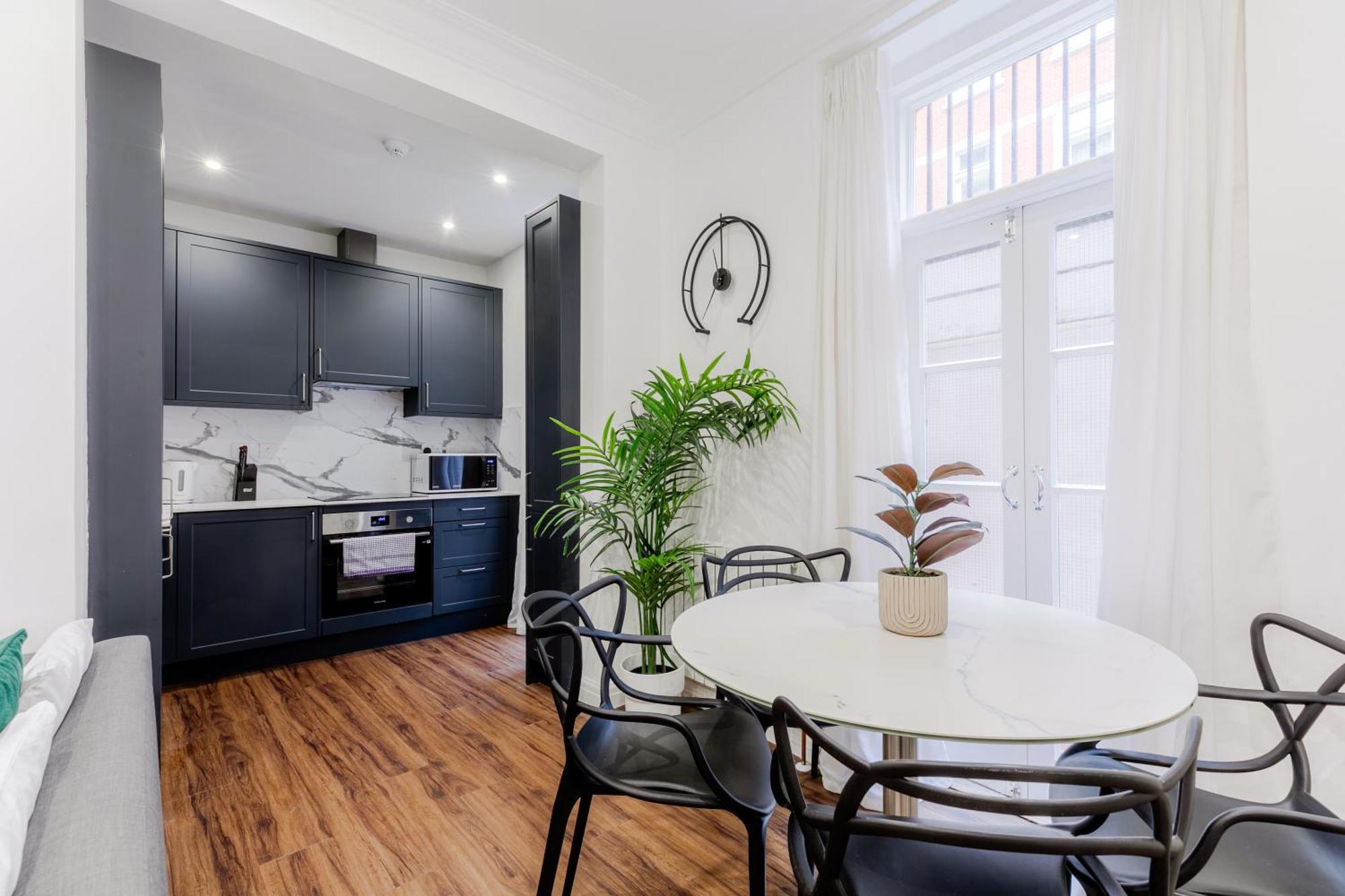Prime Residences Apartment London