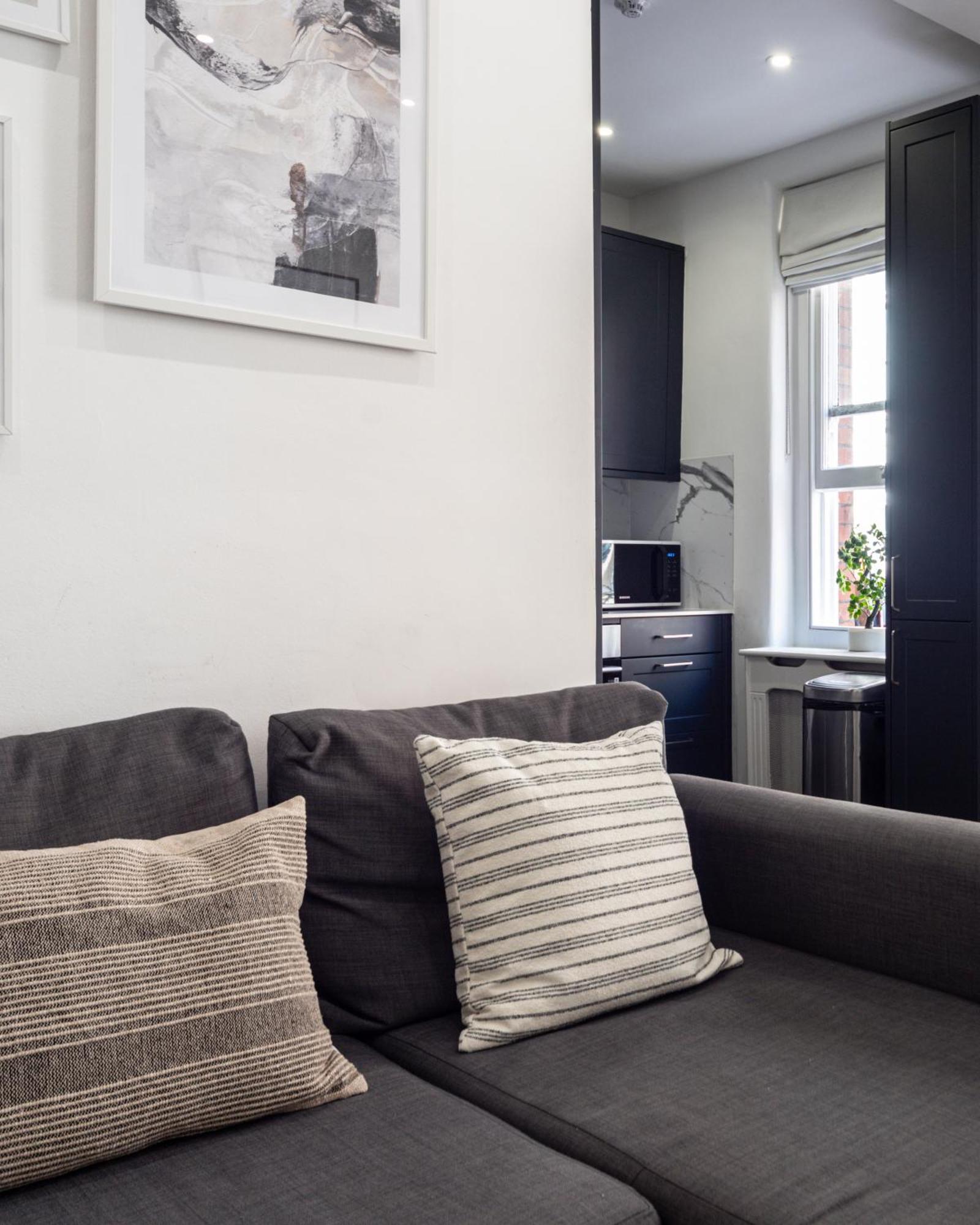 Prime Residences Apartment London